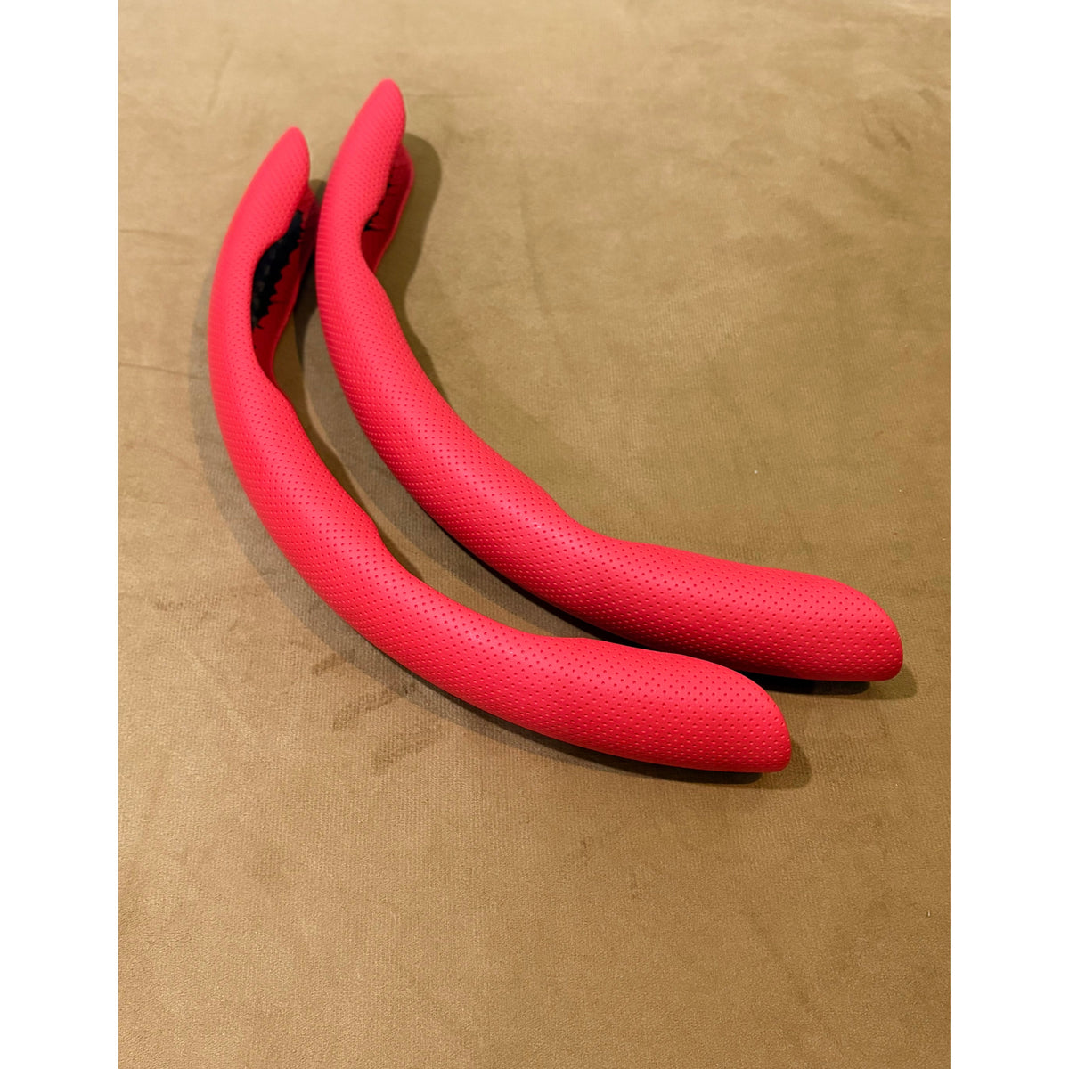 Universal Matte Carbon Fiber Steering Covers