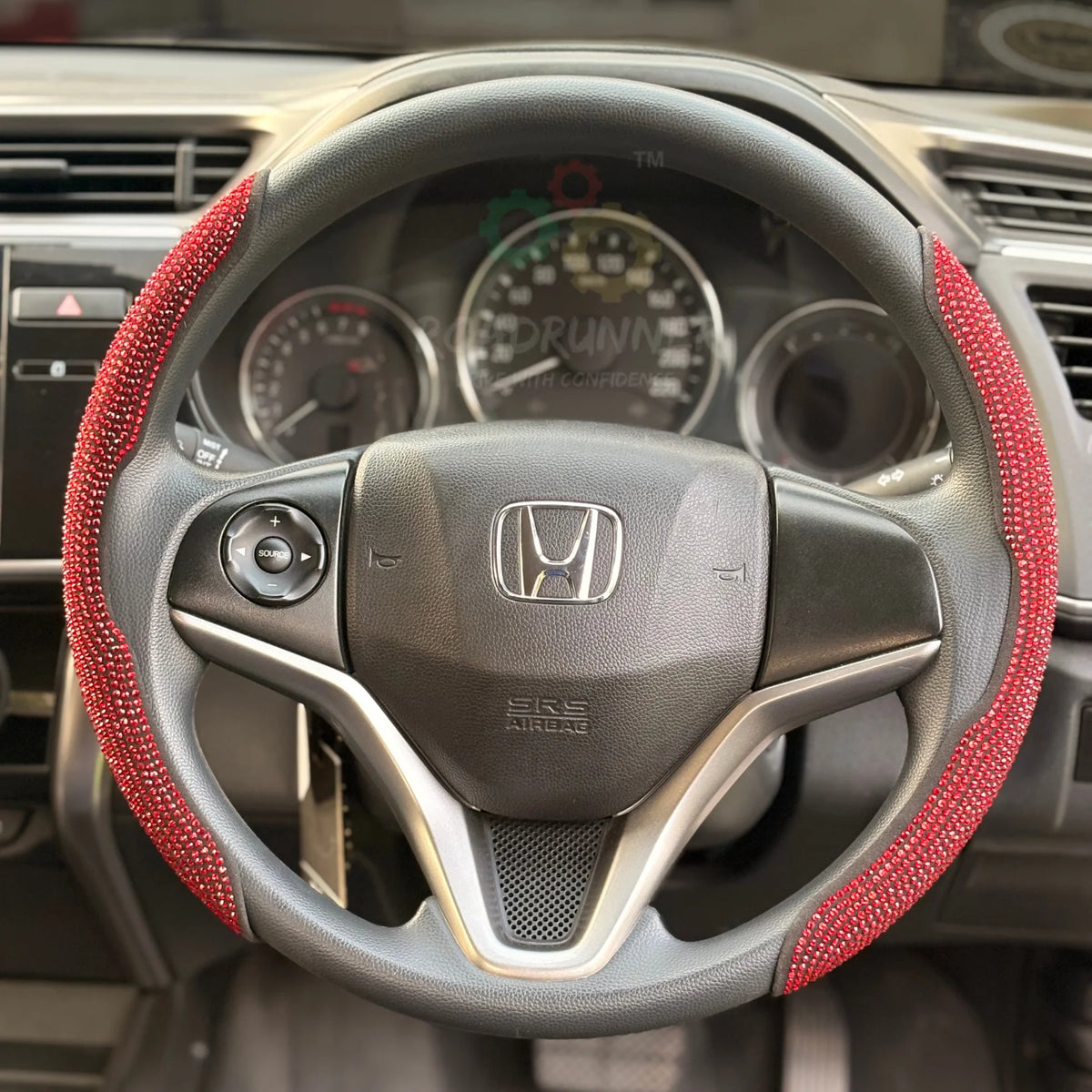 Diamond Stitch Steering Wheel Cover – Premium Grip – Universal Fit