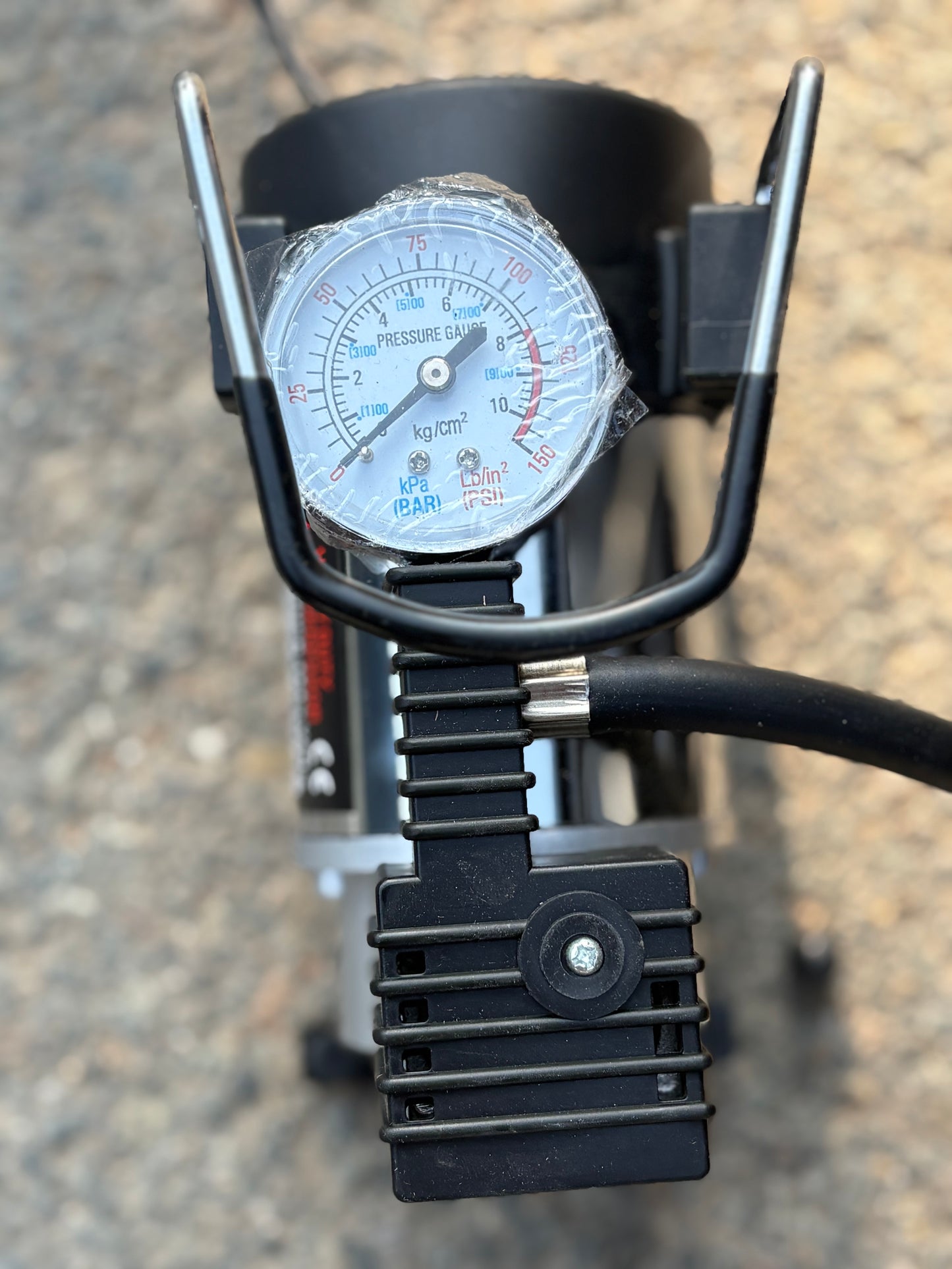 Heavy Duty Car Air Compressor Multiple Purposes Tire Inflator Equipment for Home and Outdoor Occasions