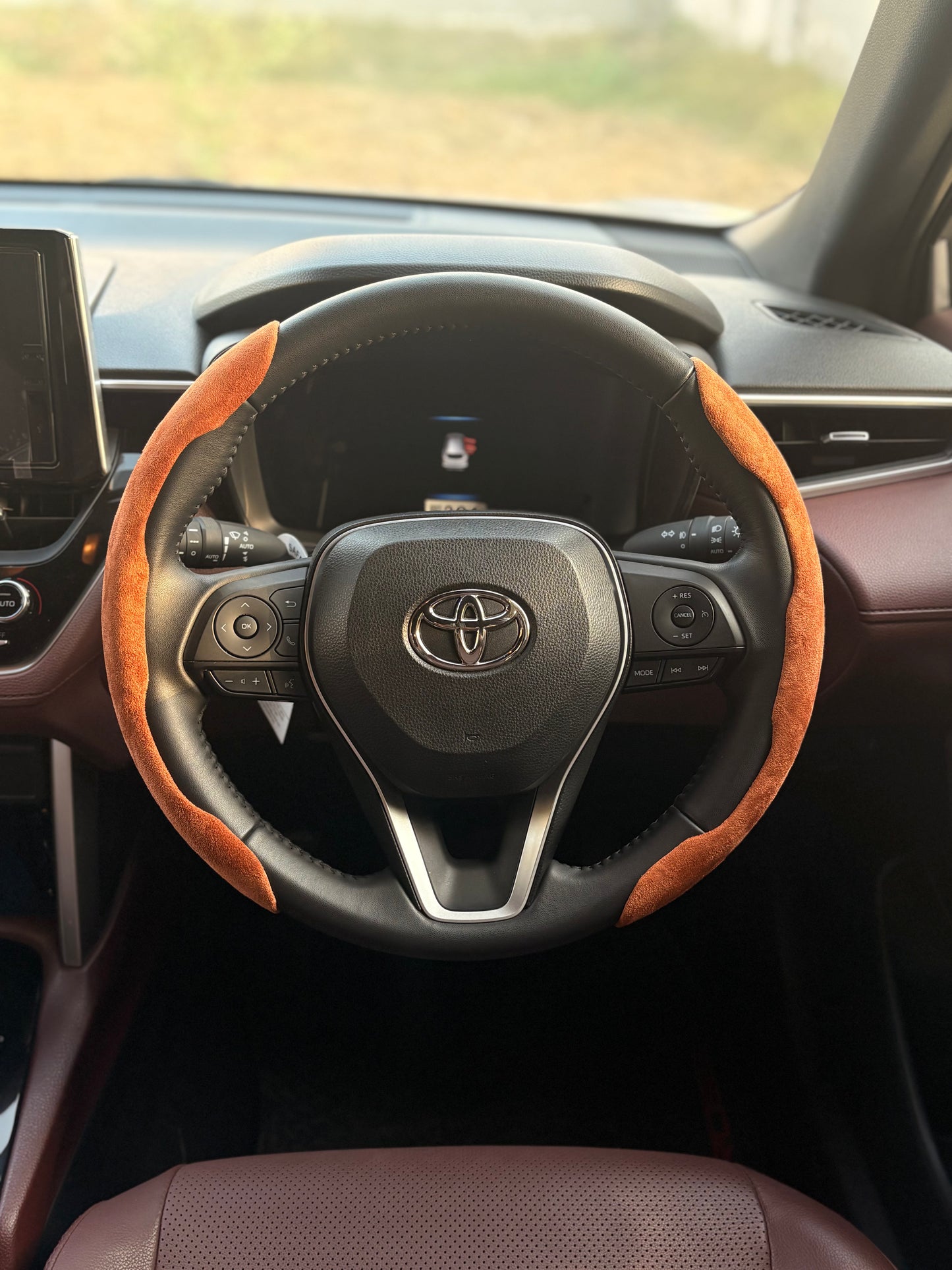 Universal Alcantara Carbon Fiber Steering Wheel Cover – Anti-Skid Booster Grip for Cars